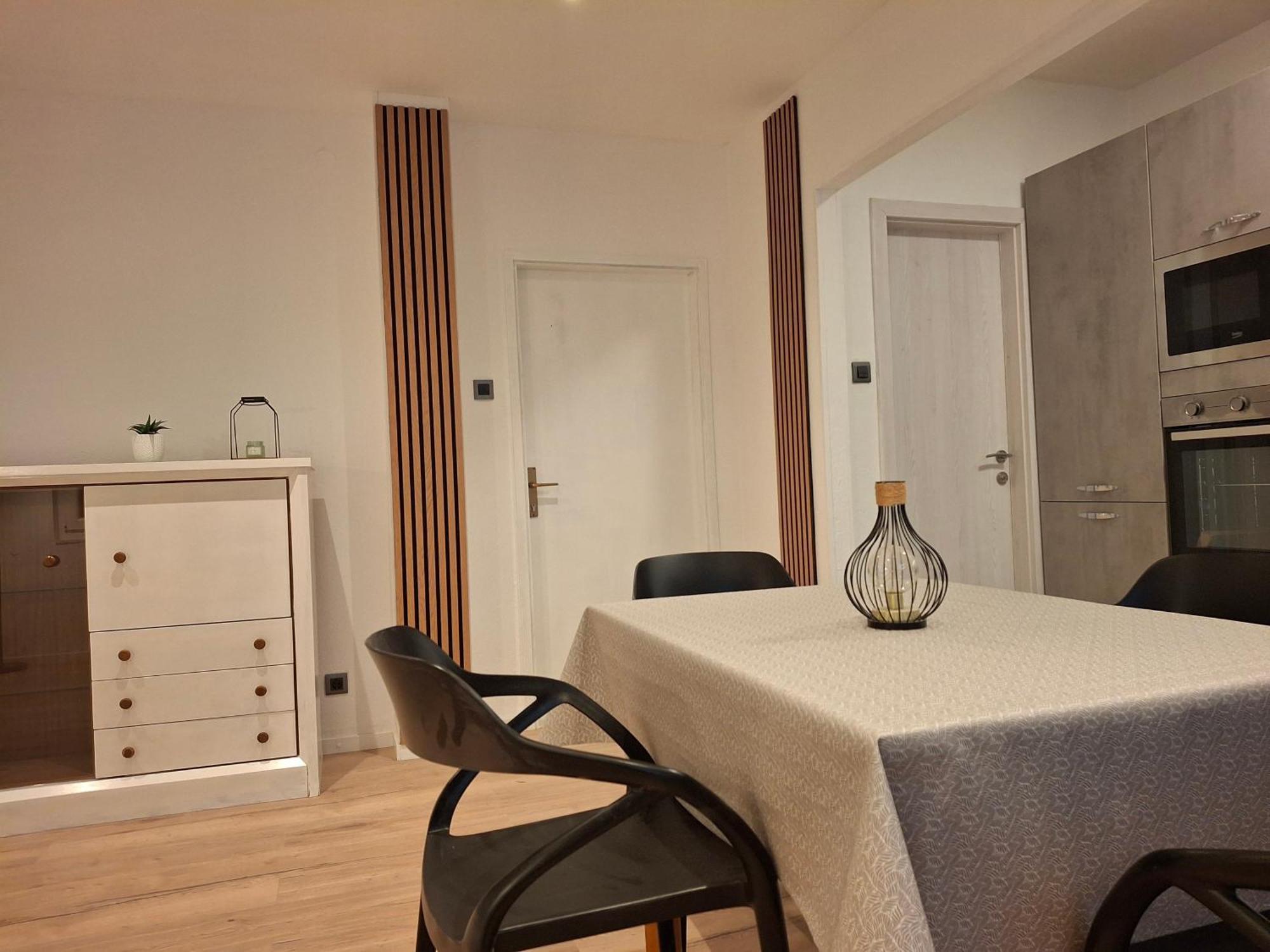 Apartments Nina M Baška Voda Extérieur photo