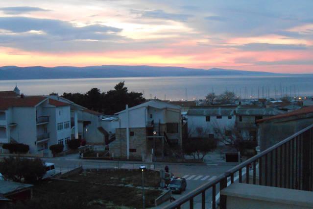 Apartments Nina M Baška Voda Extérieur photo